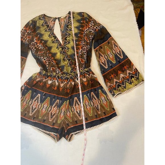 Illa Illa Women Romper Southwest Patterned Crochet Trim Bell Sleeve Brown Large - Picture 4 of 8